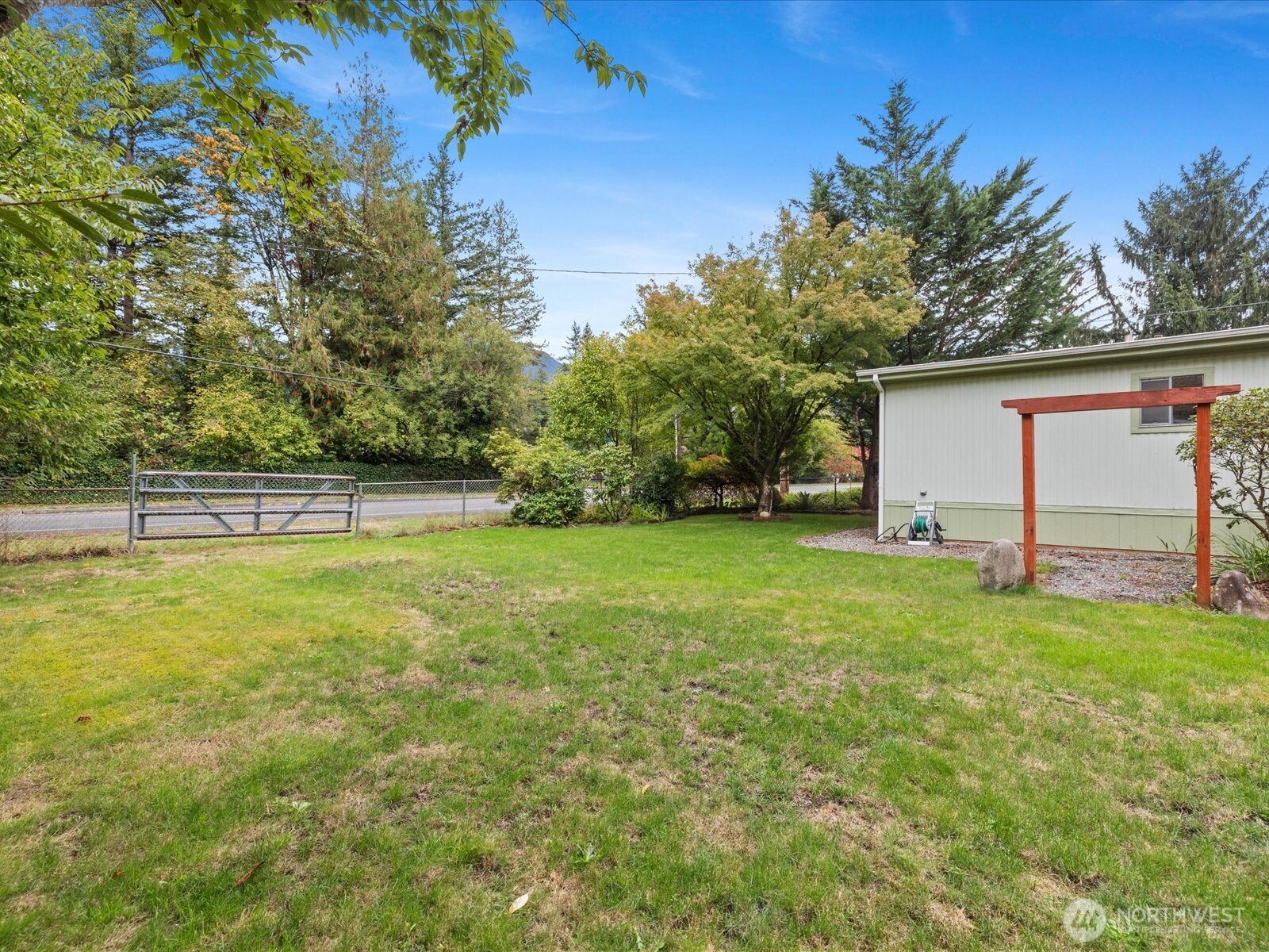 155 7th Street Property Photo 24