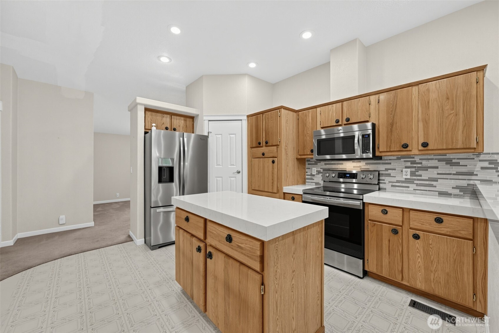 970 E State Route 302 Property Photo 9