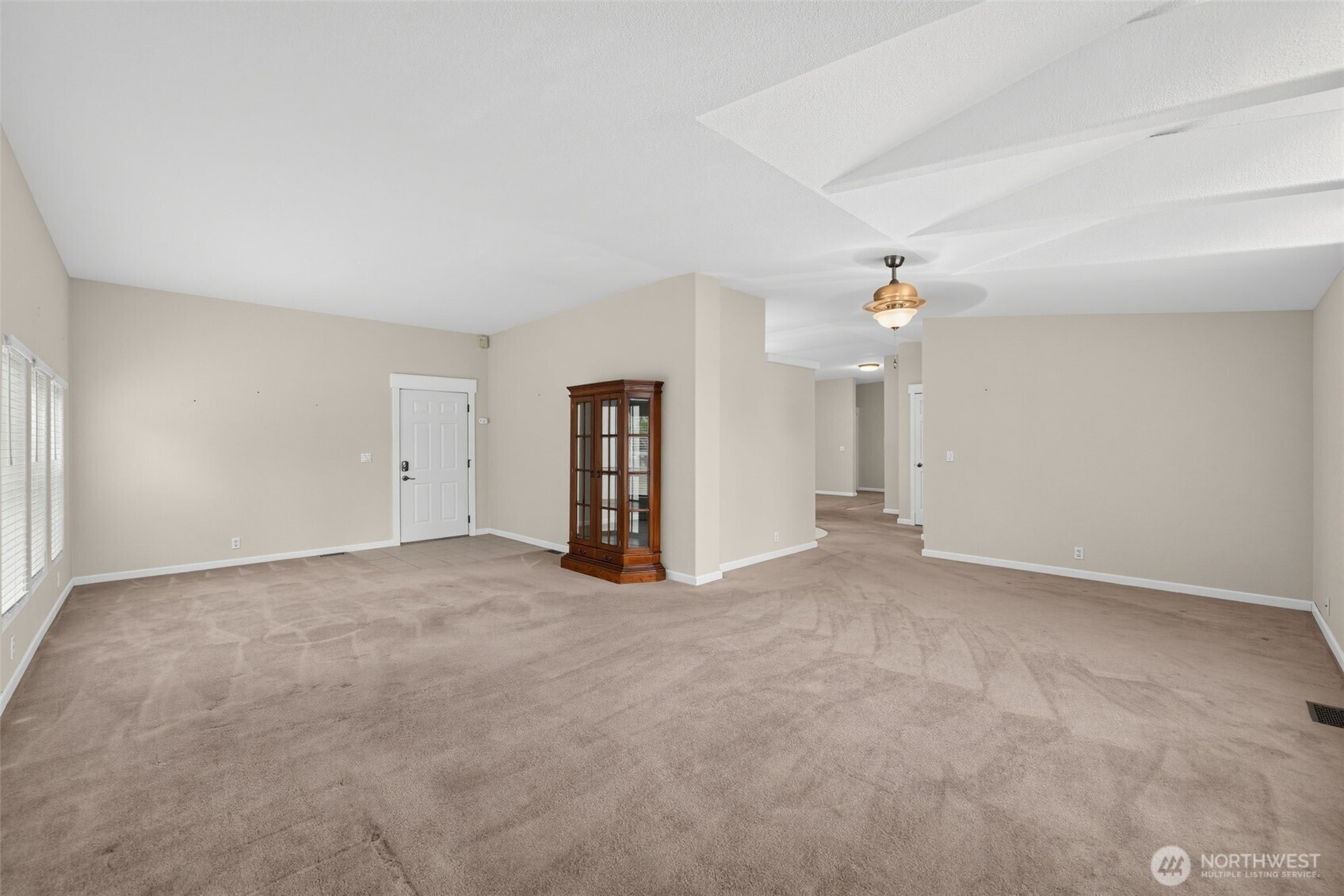970 E State Route 302 Property Photo 13