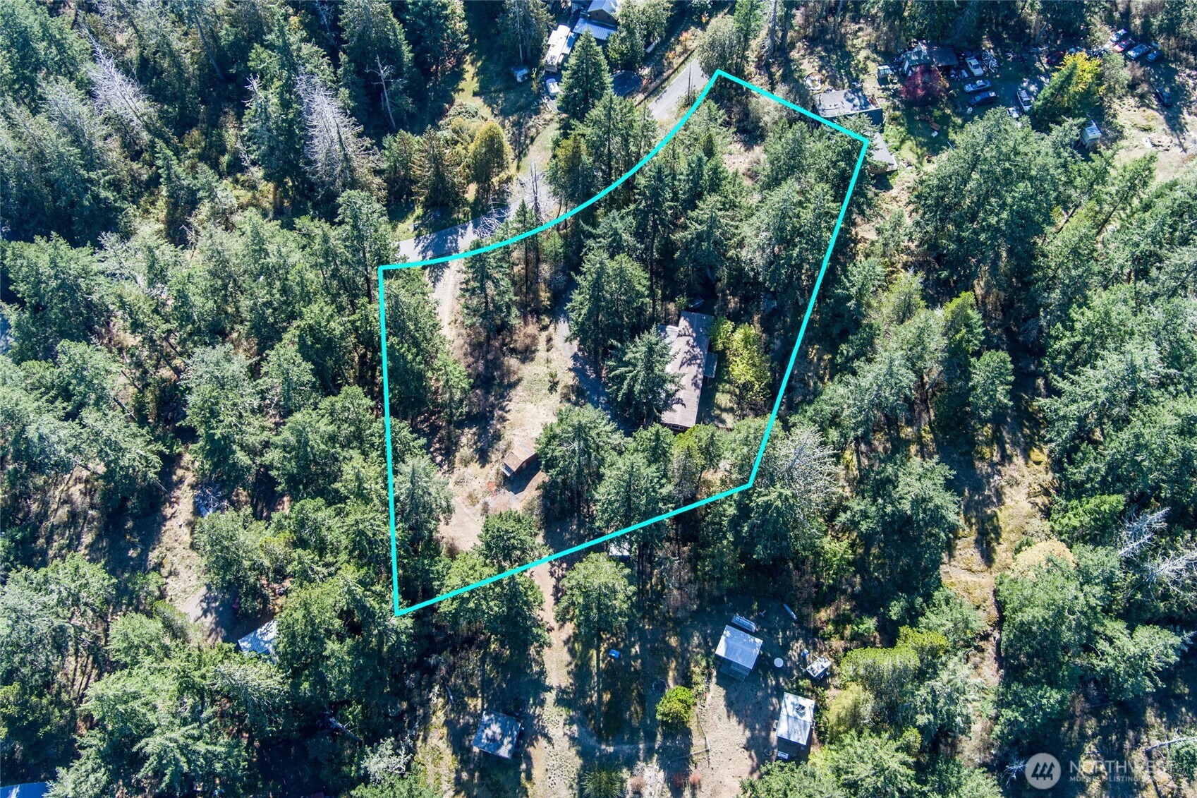 105 Crestview Drive Property Photo 1