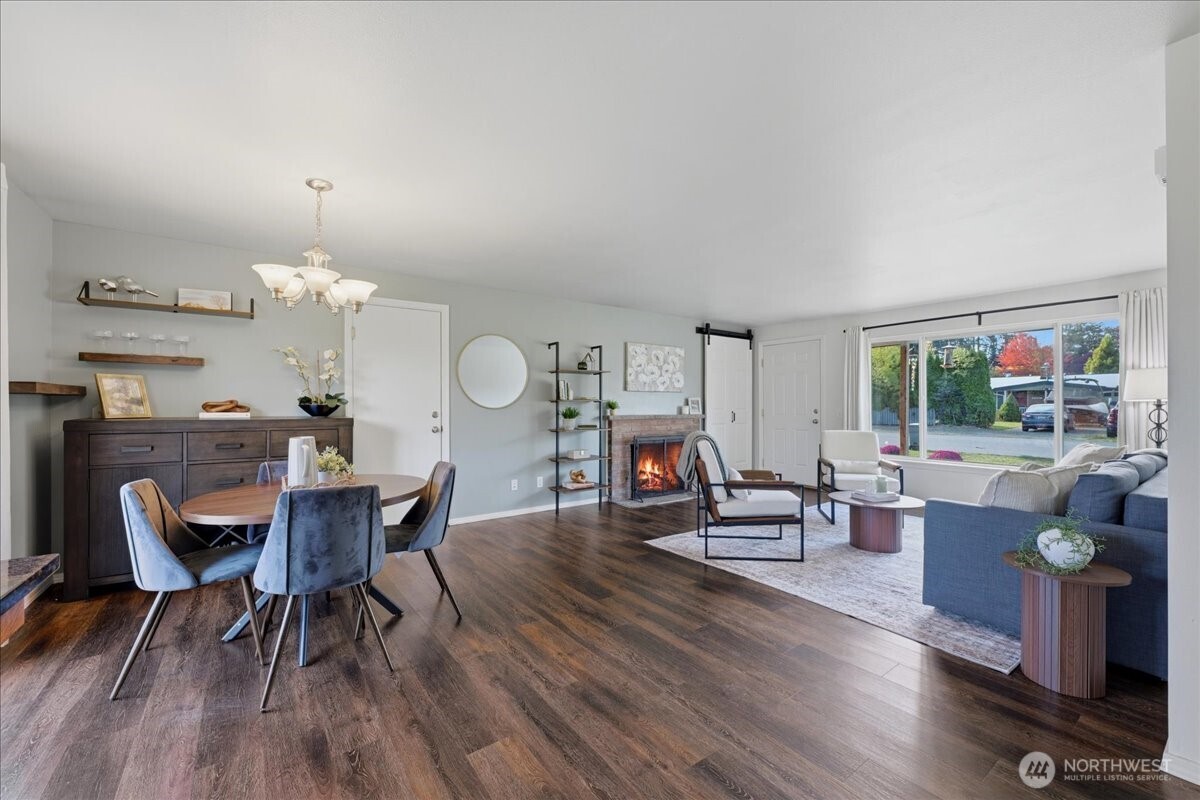 20807 3rd Avenue Property Photo 9