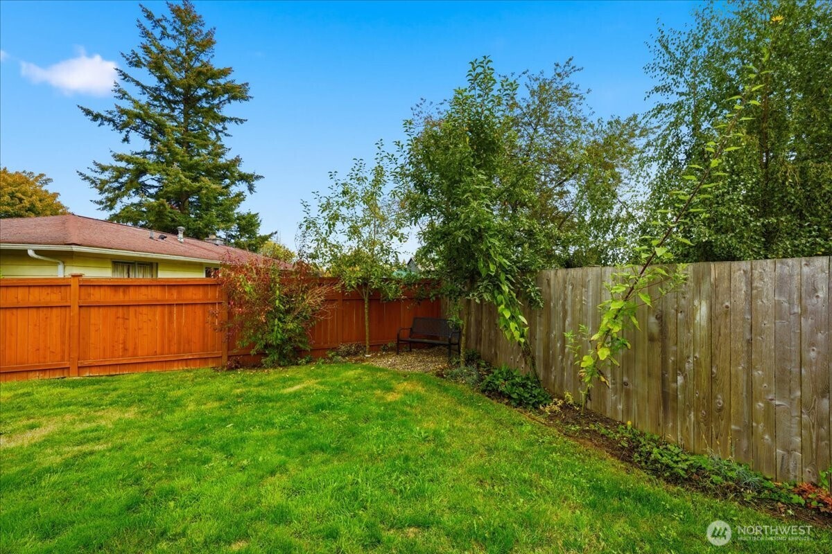 20807 3rd Avenue Property Photo 22