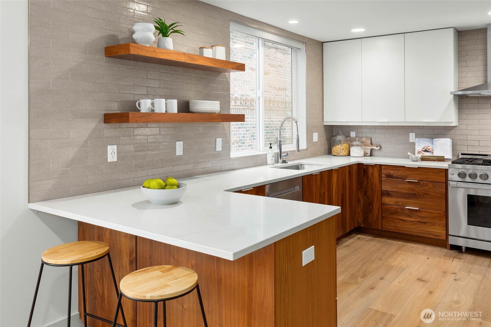1116 Broadway C Property Photo 9