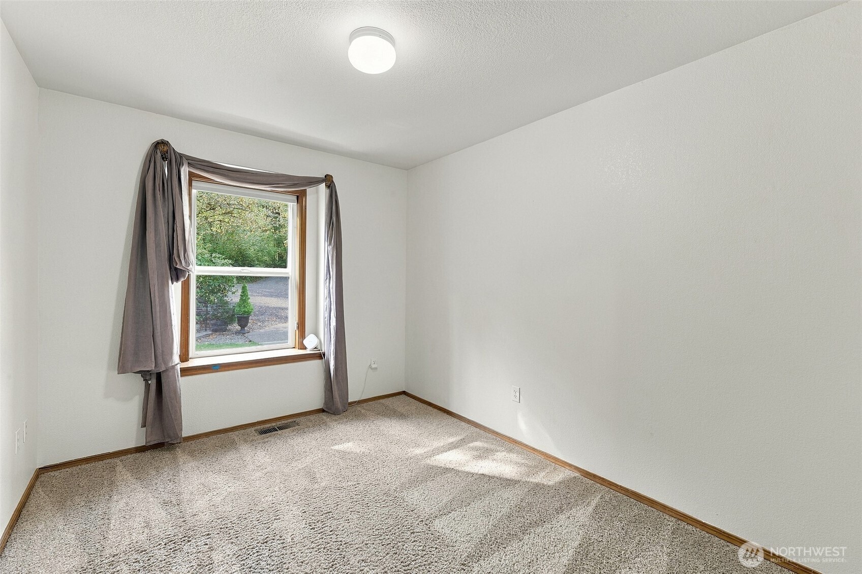 2012 Lorraine Drive Property Photo 14