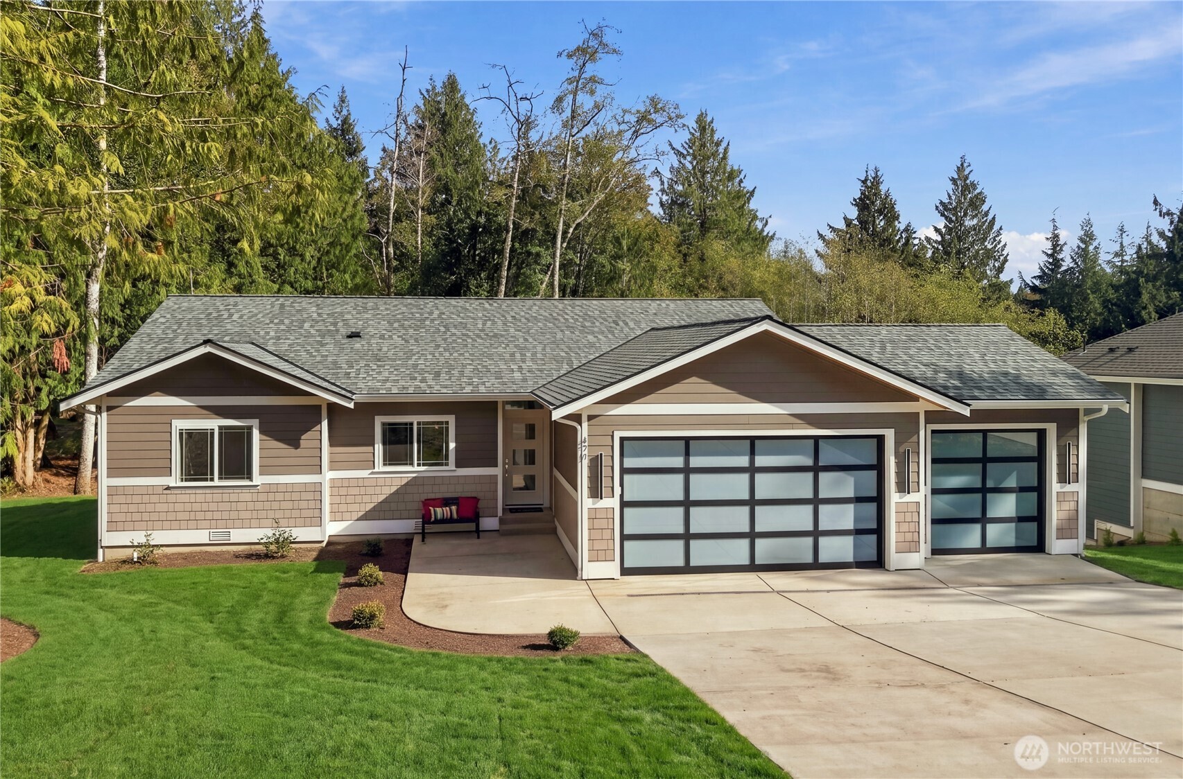 371 Rainier Lane Property Photo 1