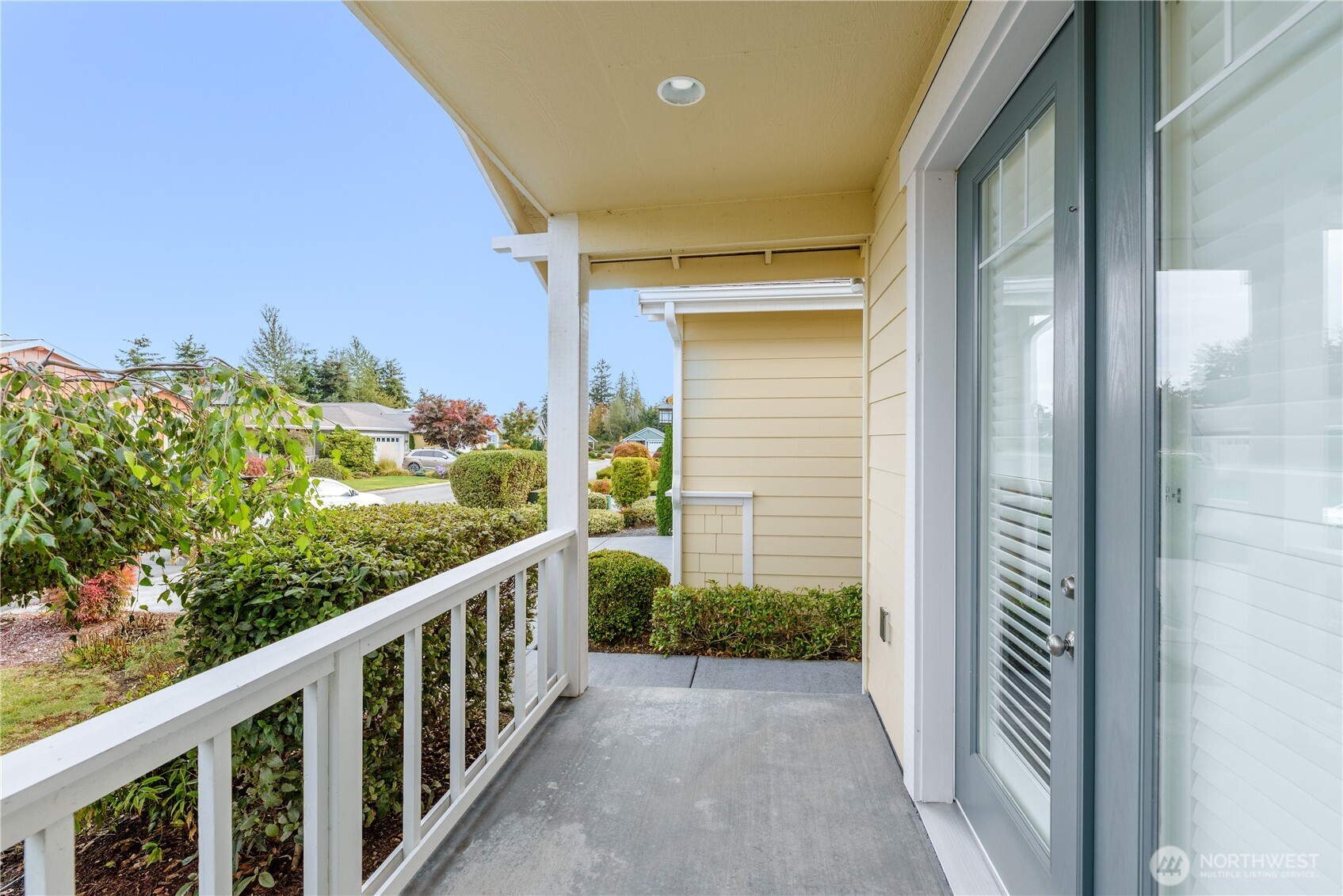 10 E Lobelia Drive Property Photo 6