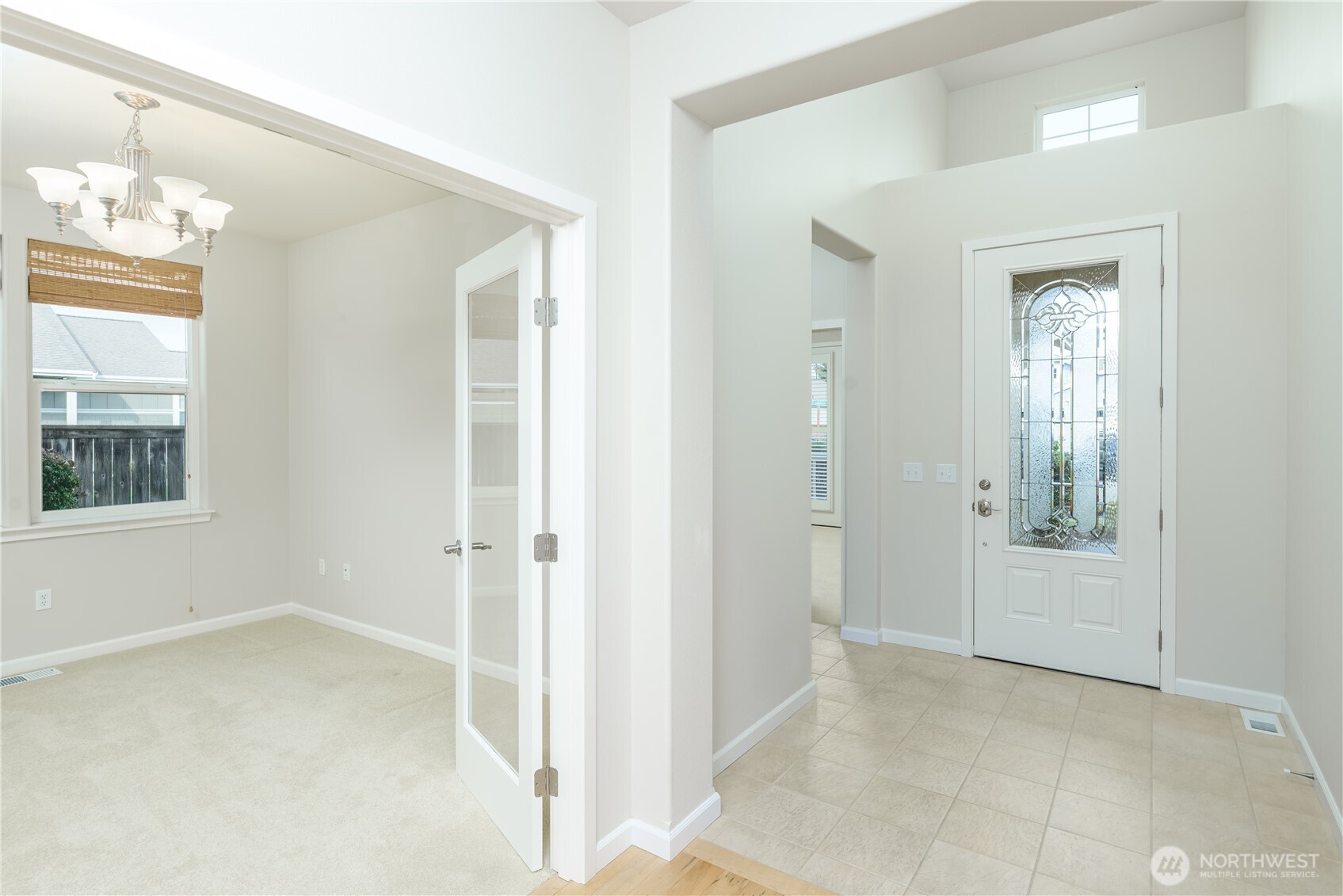 10 E Lobelia Drive Property Photo 7