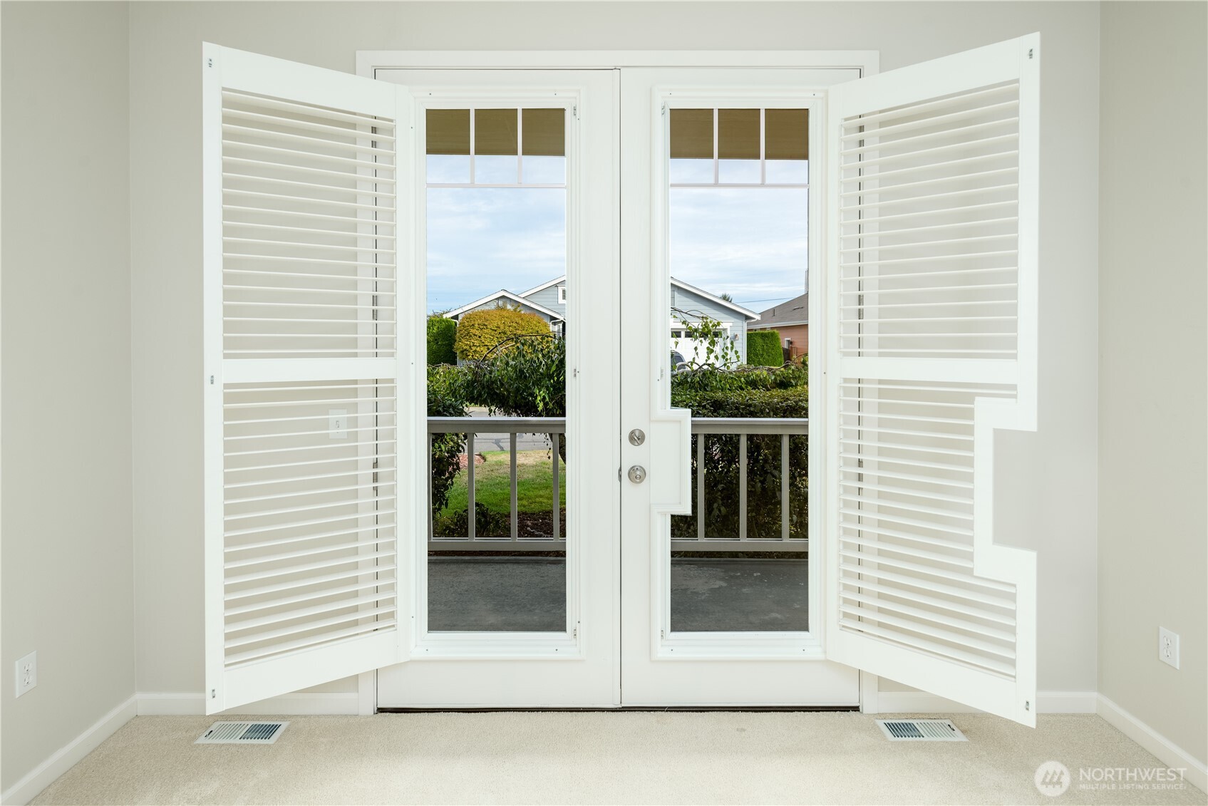 10 E Lobelia Drive Property Photo 32