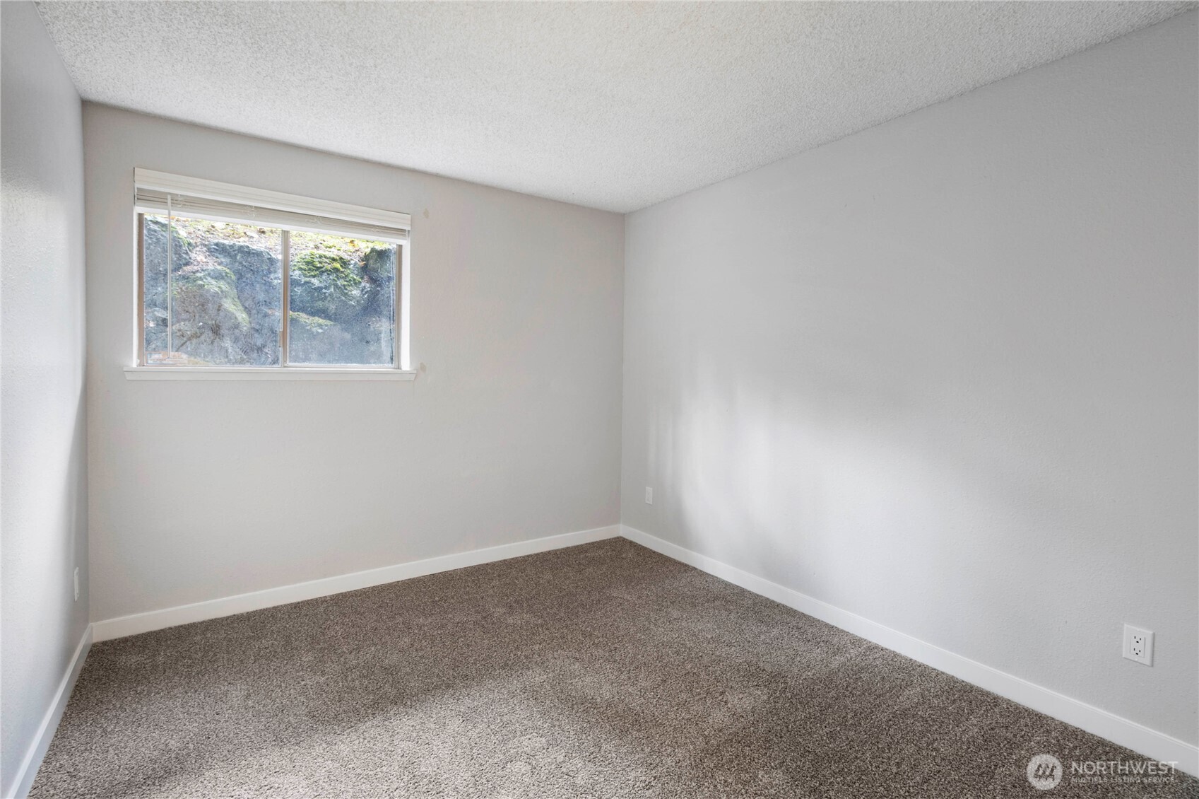 34007 1st Circle Property Photo 14
