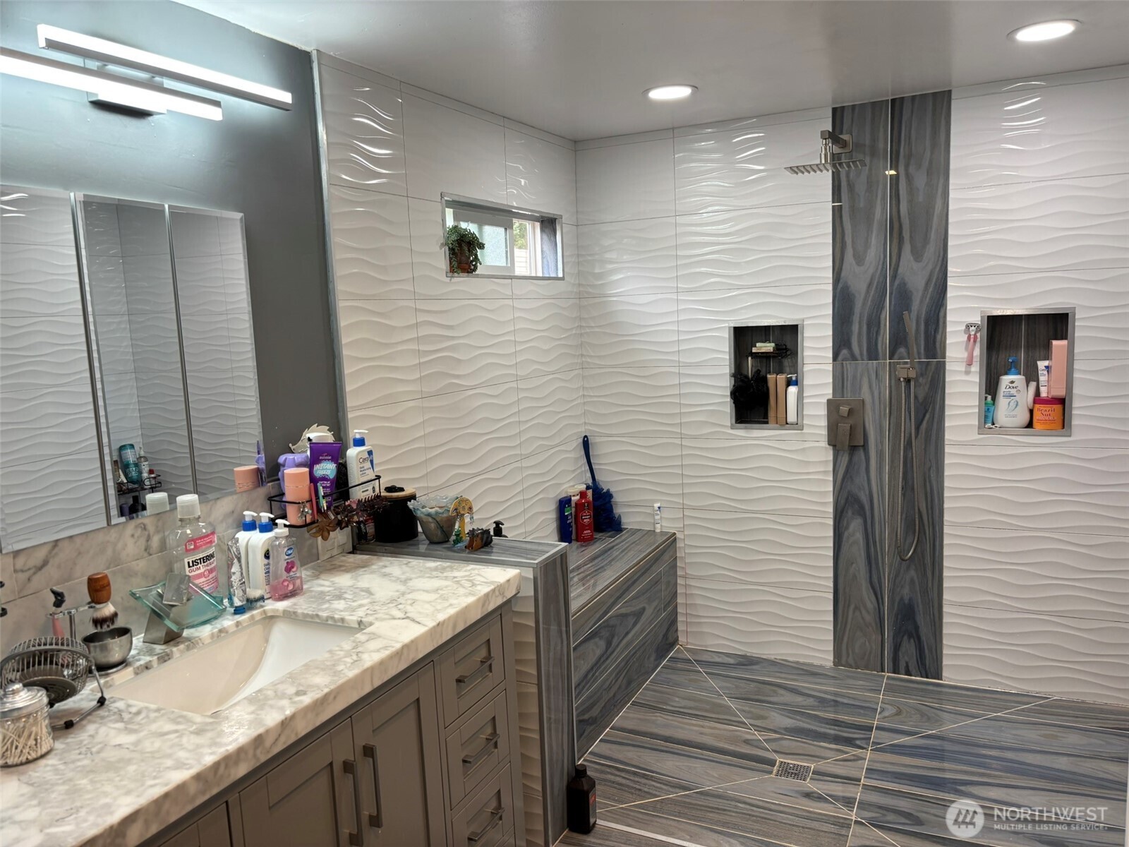 7355 17th Avenue Property Photo 6