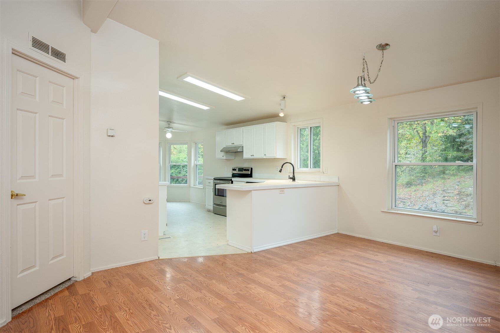 6396 Kalama River Road Property Photo 5