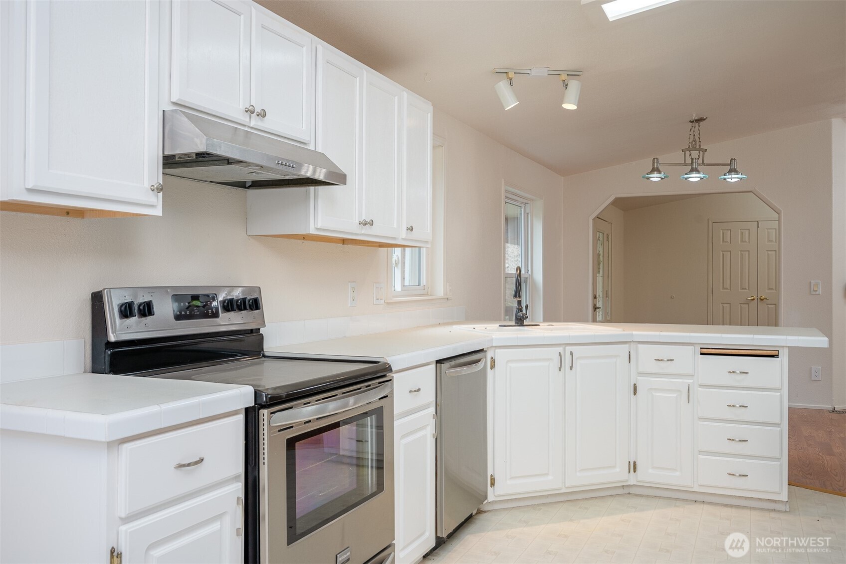 6396 Kalama River Road Property Photo 10