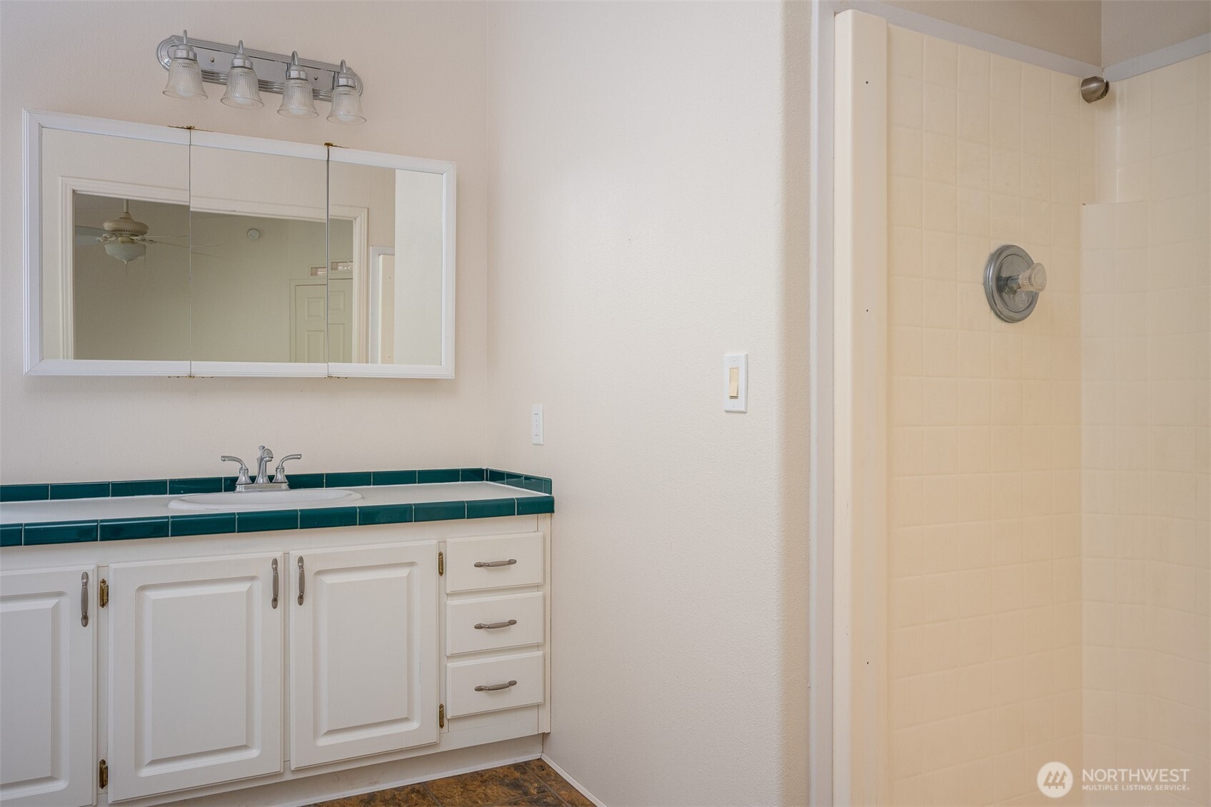 6396 Kalama River Road Property Photo 15