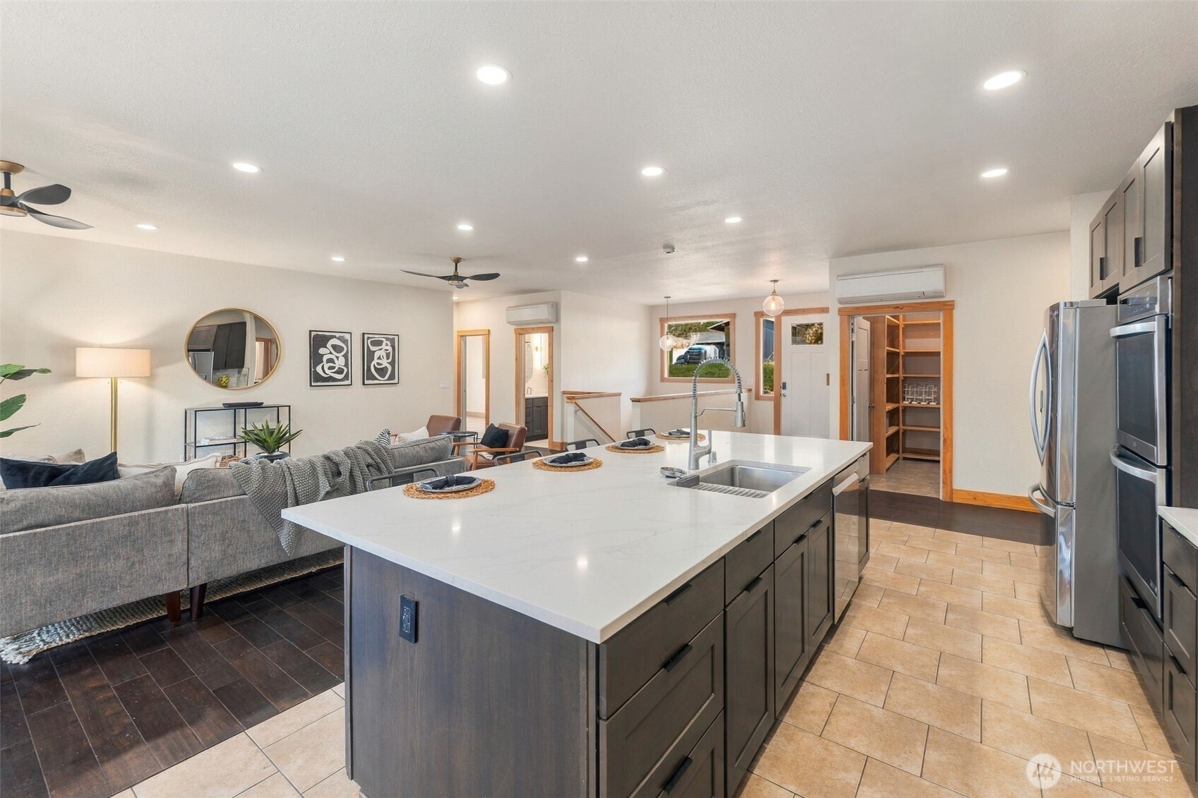 4311 E Mason Lake Drive Property Photo 7