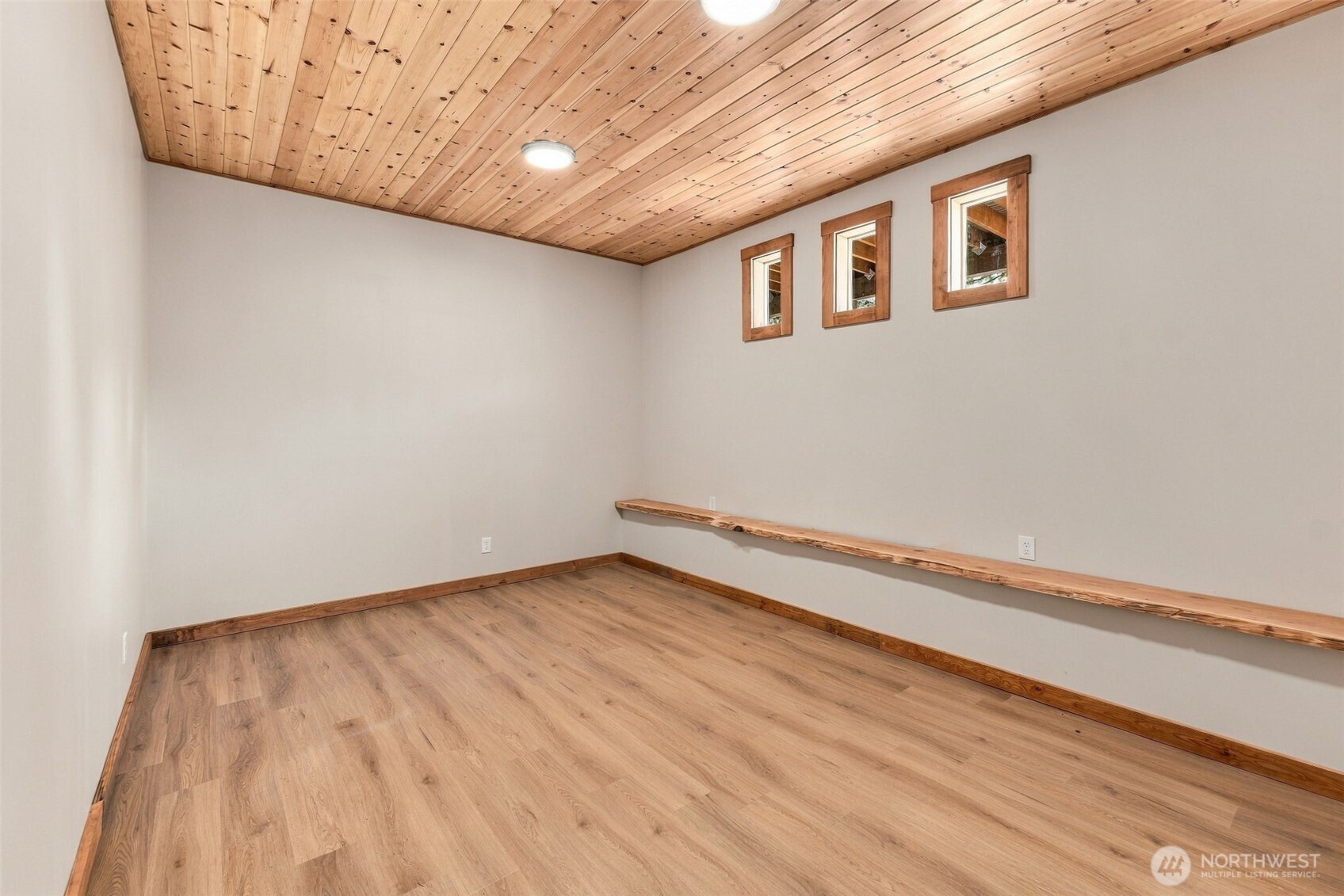 4311 E Mason Lake Drive Property Photo 32