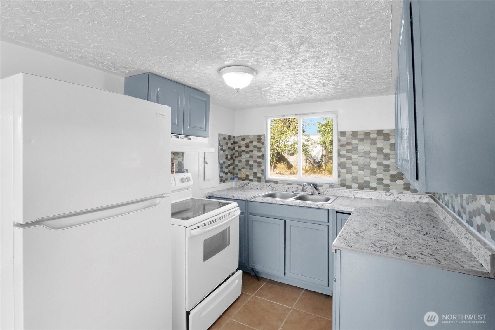 9802 Highland Drive Property Photo 22