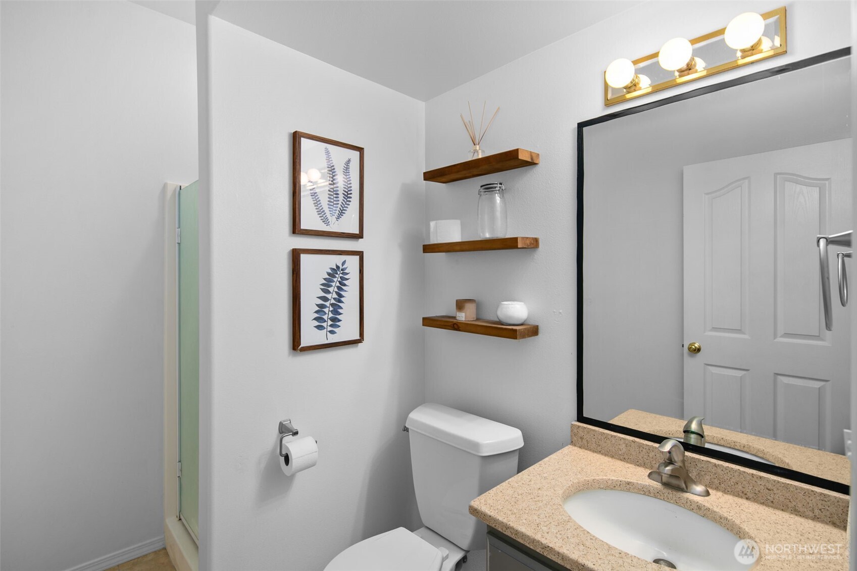 927 Easy Street Property Photo 17