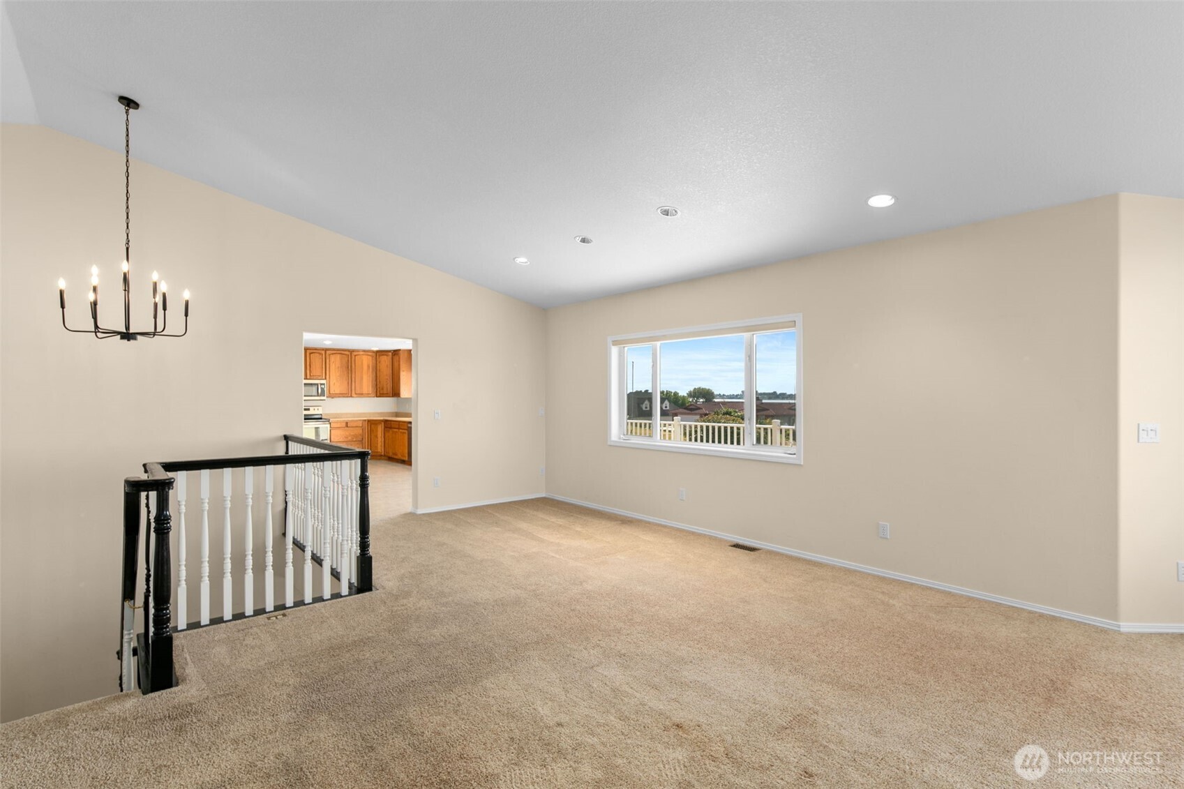 927 Easy Street Property Photo 24