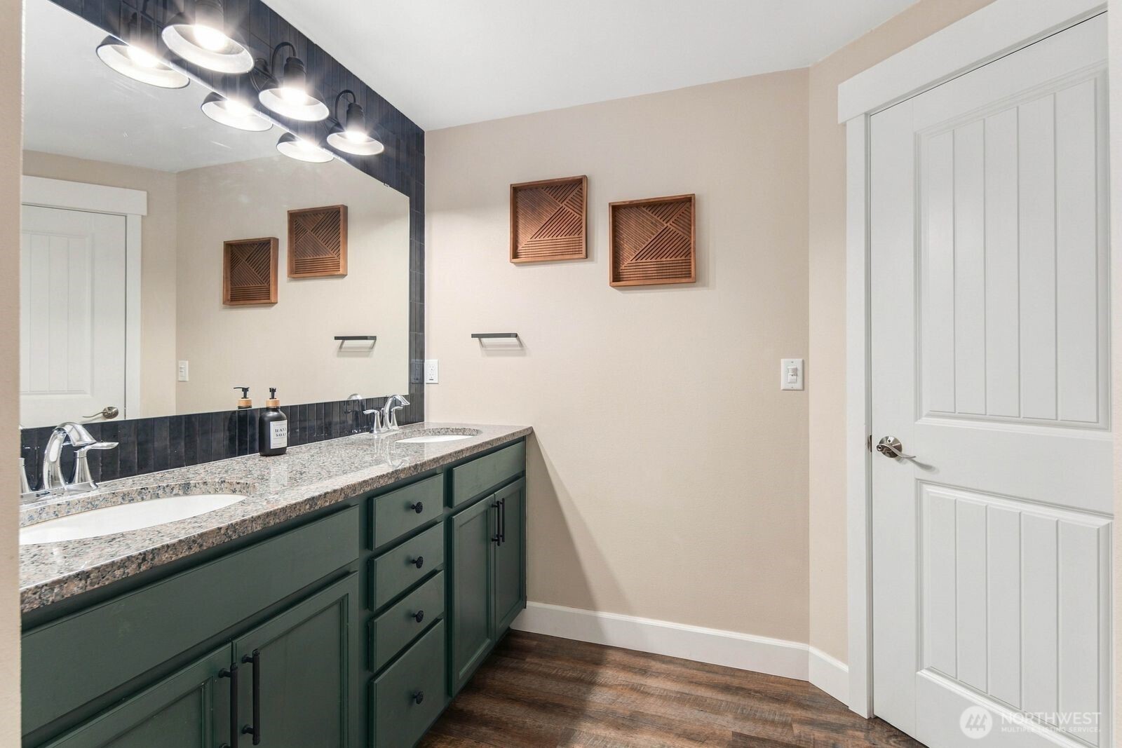14601 250th Street Property Photo 15