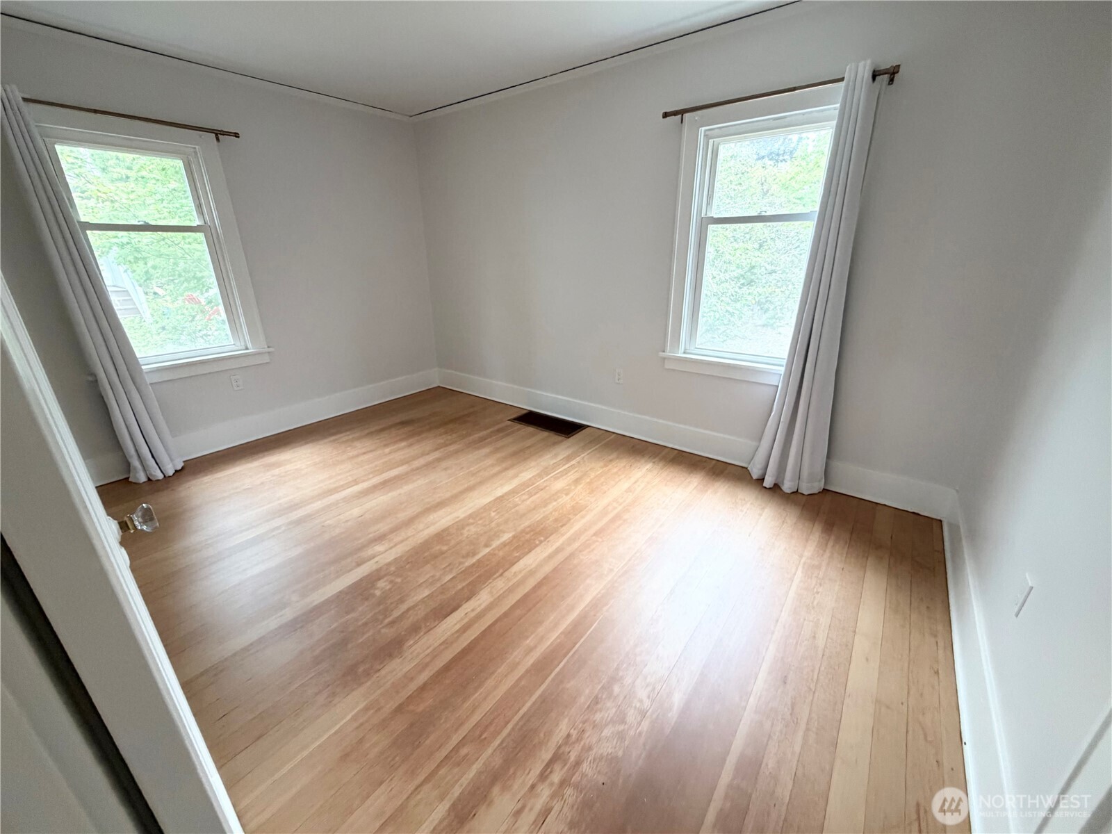 6706 12th Avenue Property Photo 10