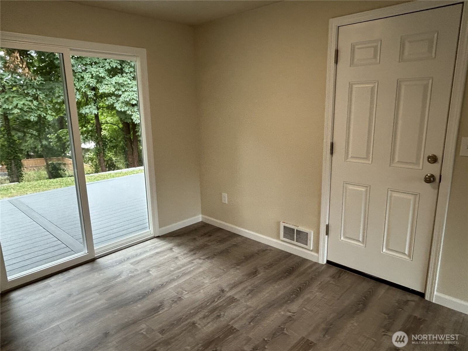 7812 Greenridge Street Property Photo 7