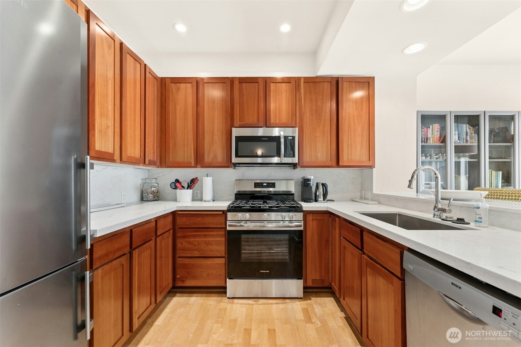 1900 Alaskan Way 410 Property Photo 12