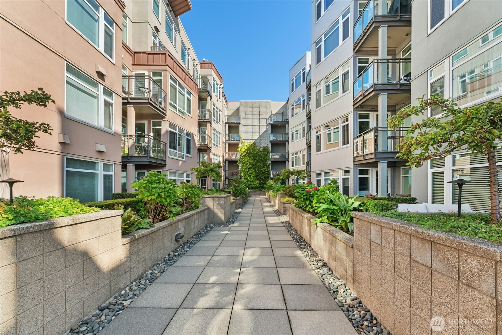 1900 Alaskan Way 410 Property Photo 22