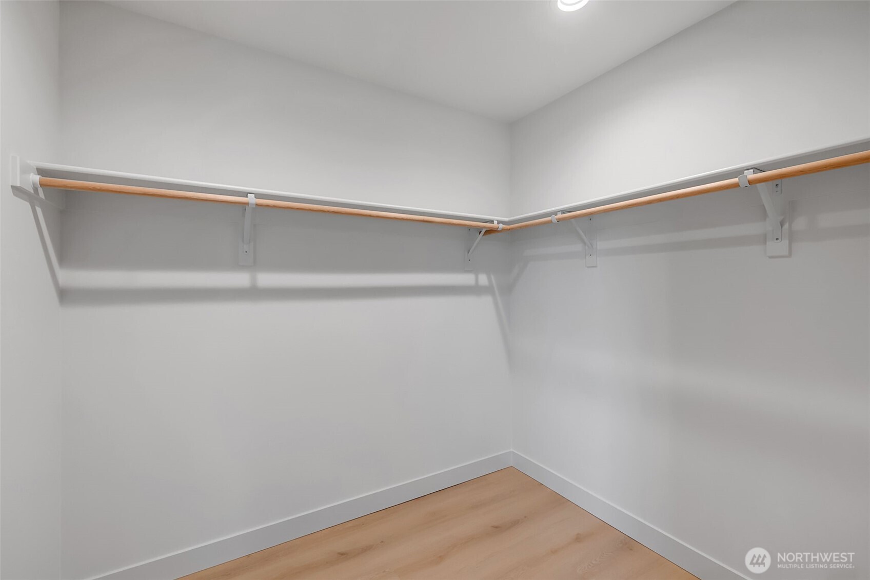 4405 S Holly Street Property Photo 19
