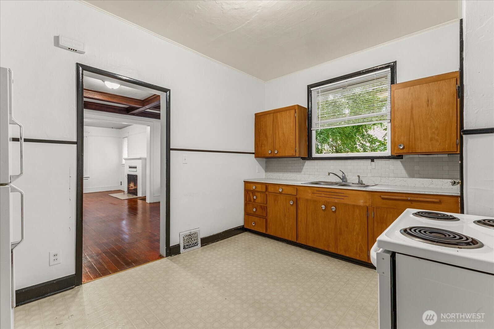 108 Ne 61st Street Property Photo 7
