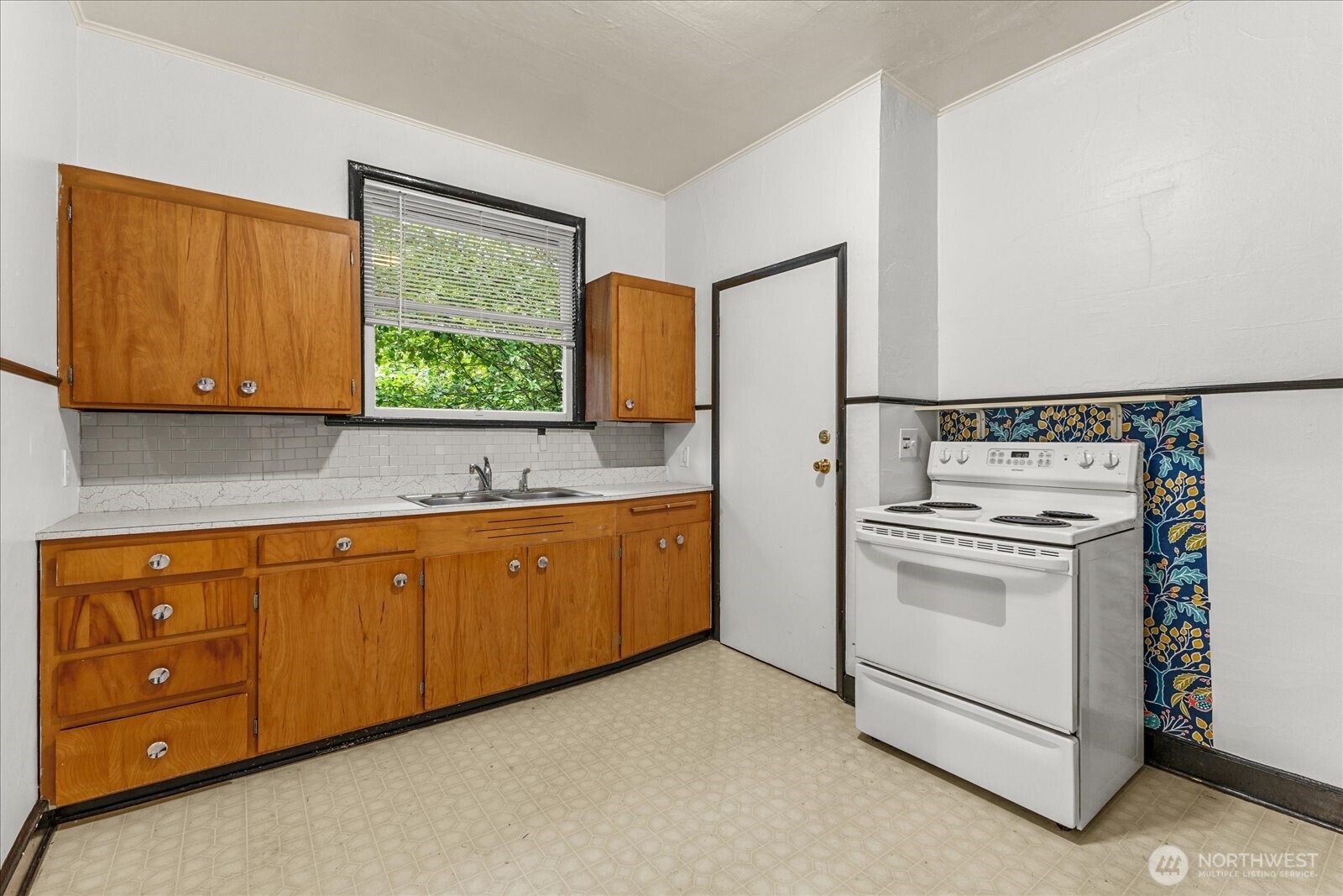 108 Ne 61st Street Property Photo 13