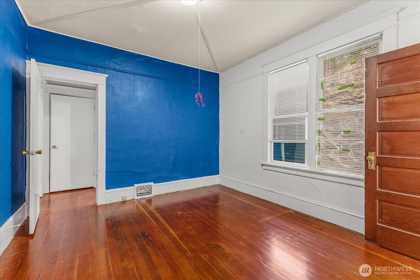 108 Ne 61st Street Property Photo 16