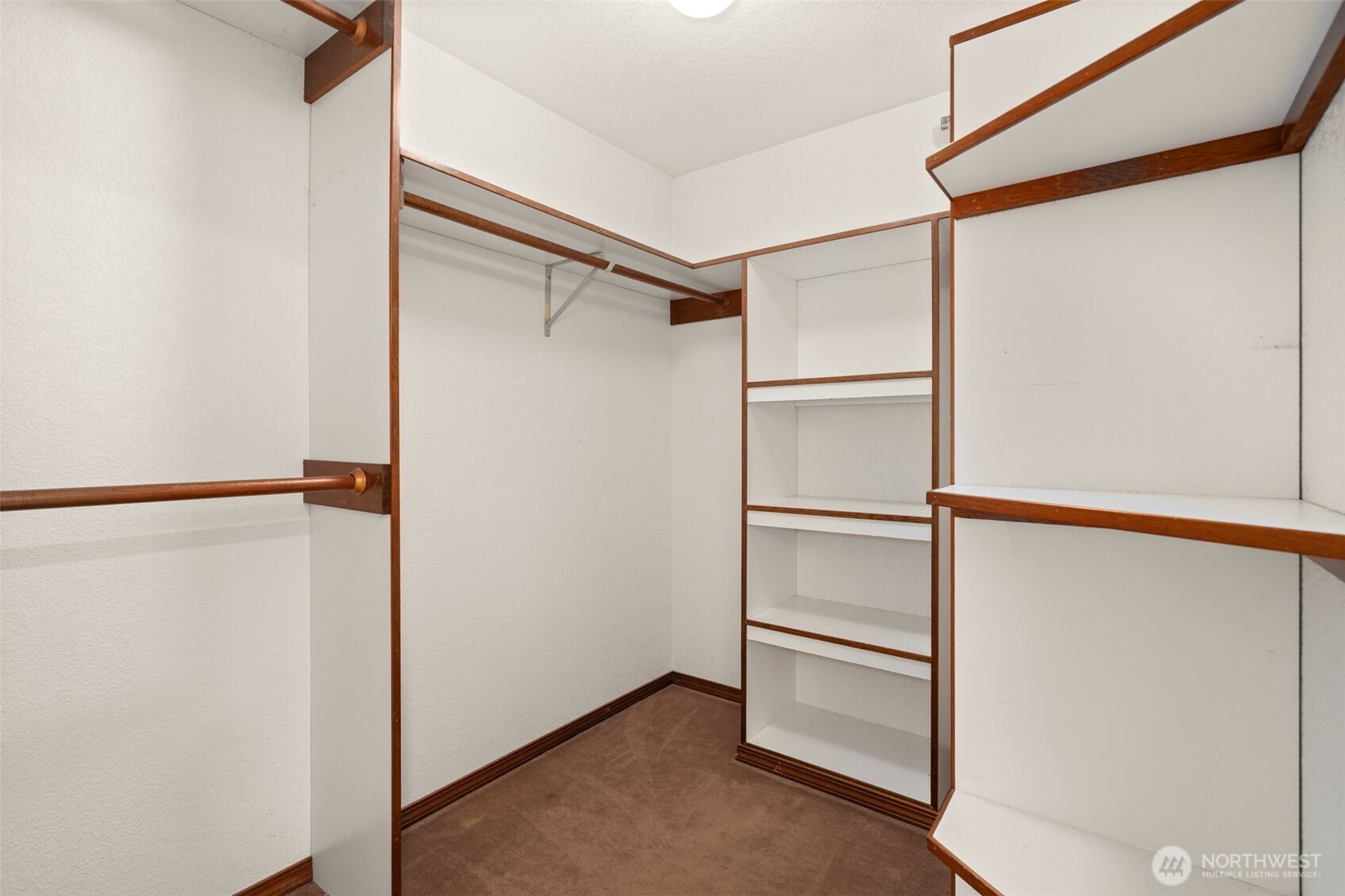 7236 Twin Cedar Lane Property Photo 18