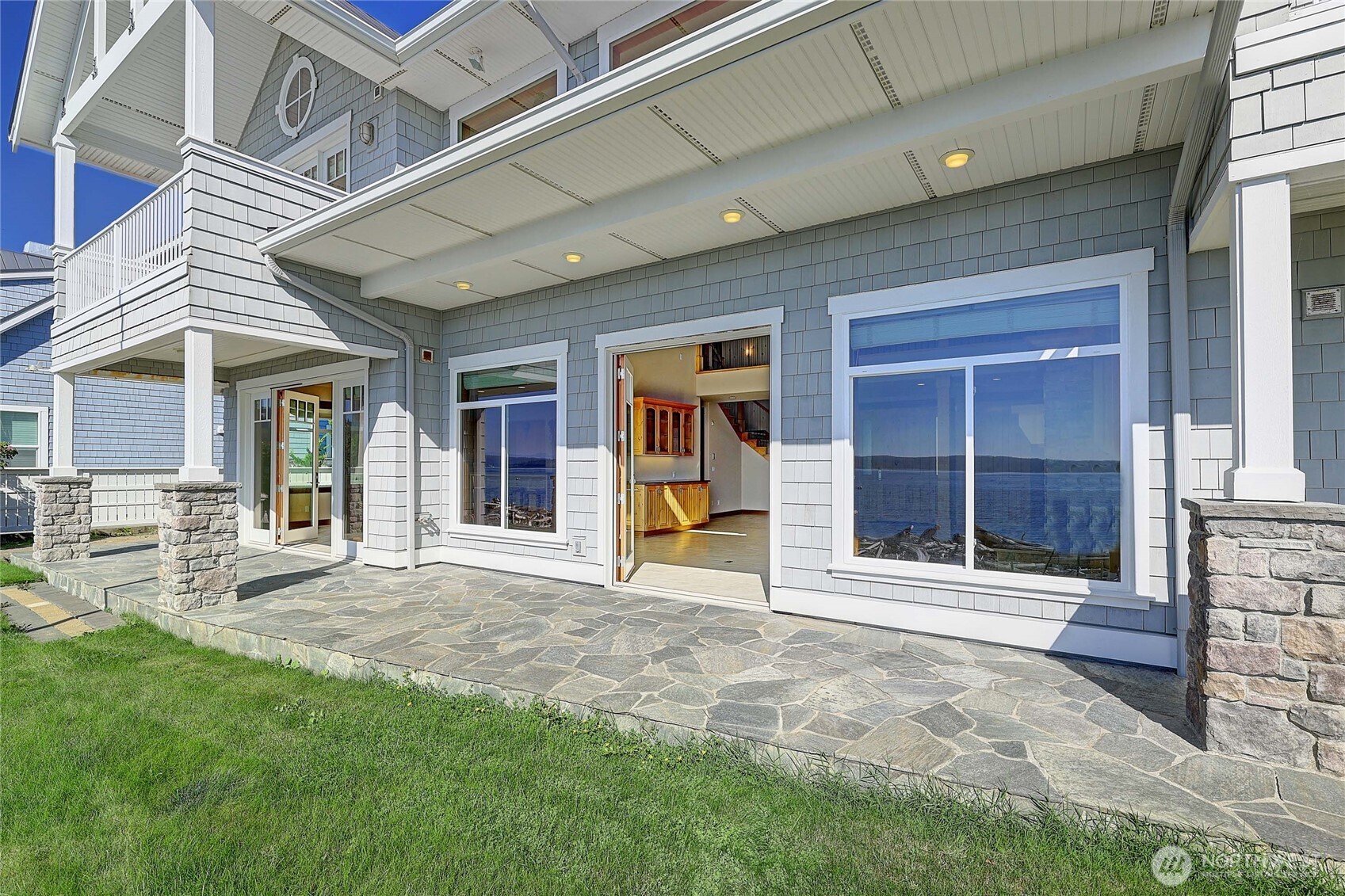 258 Gough Road Property Photo 4