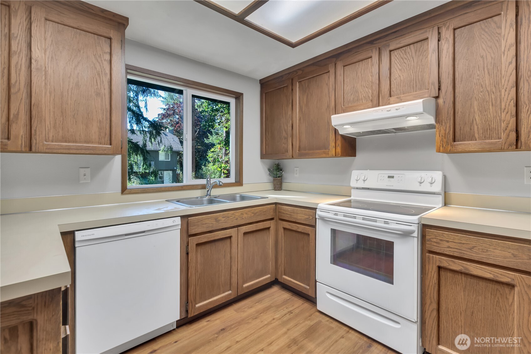 217 S 315th Place Property Photo 11