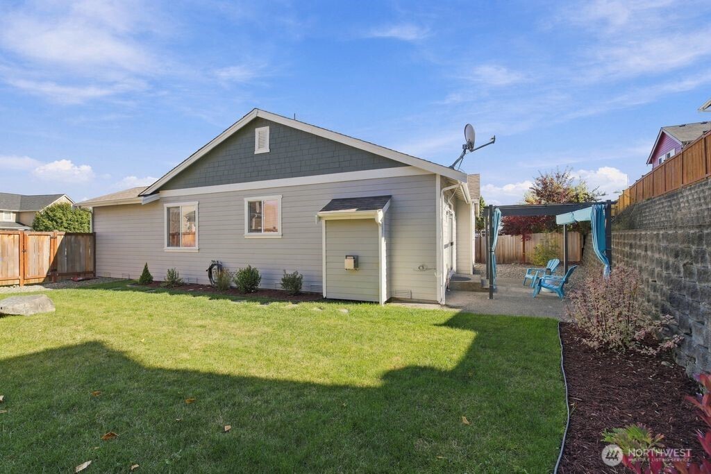 13814 170th Street Property Photo 5