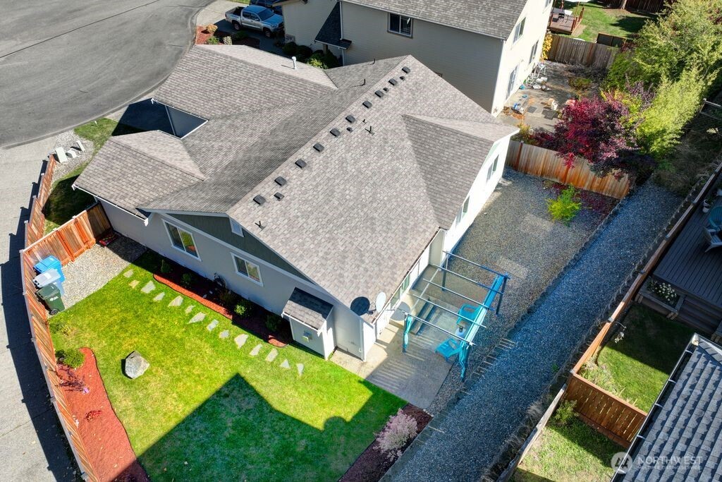 13814 170th Street Property Photo 6