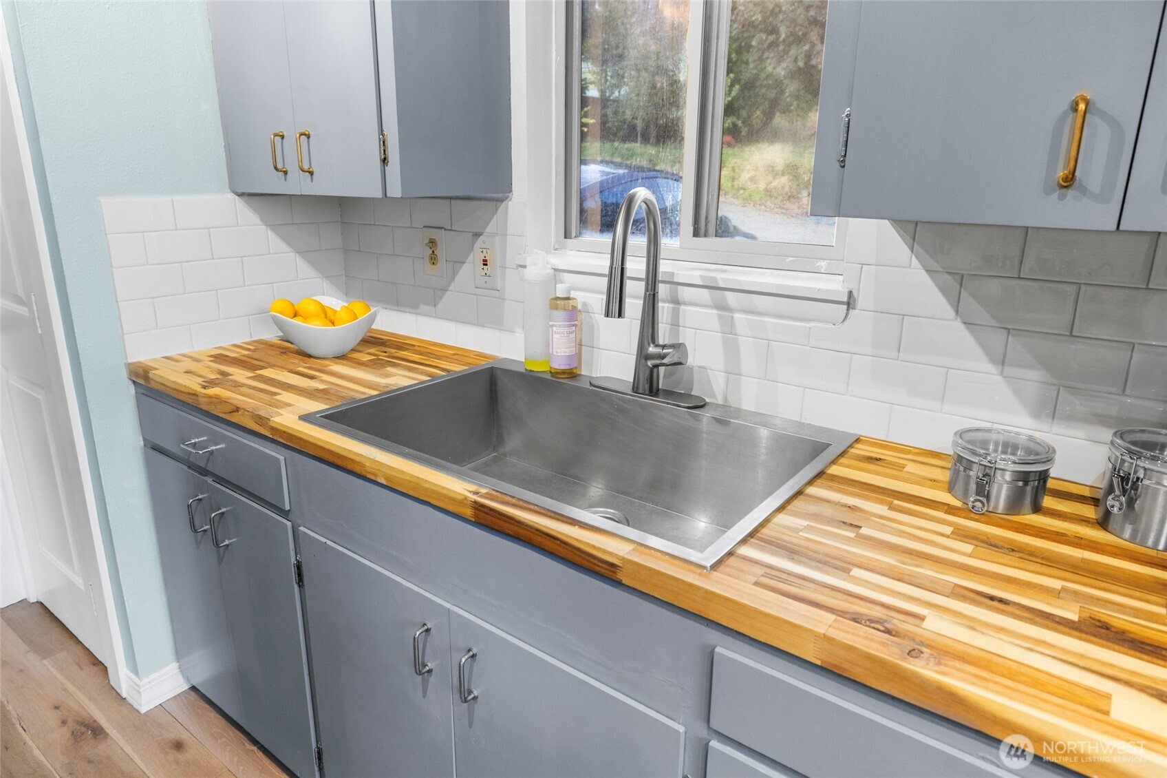 1404 Whitworth Avenue Property Photo 17