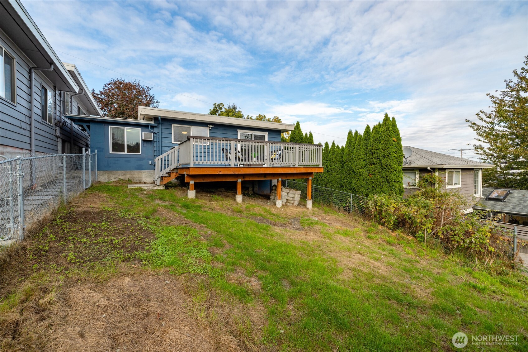 1404 Whitworth Avenue Property Photo 27