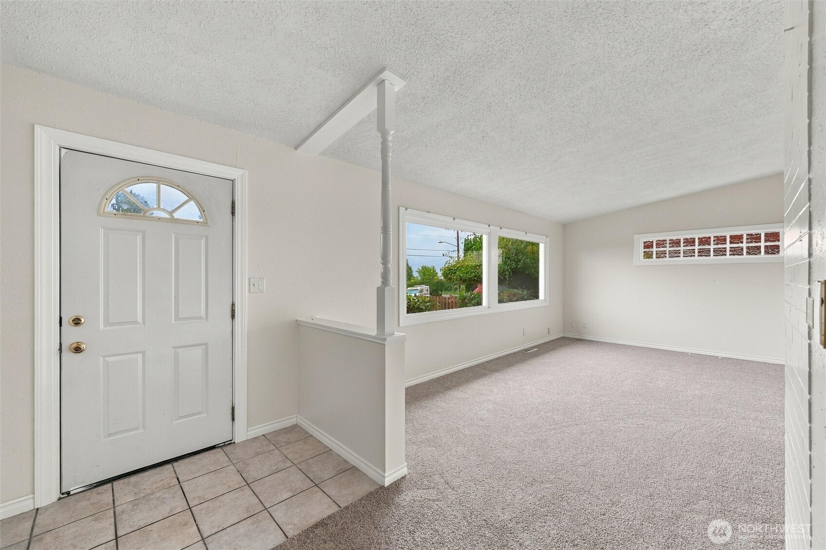 6069 Hatton Place Property Photo 4