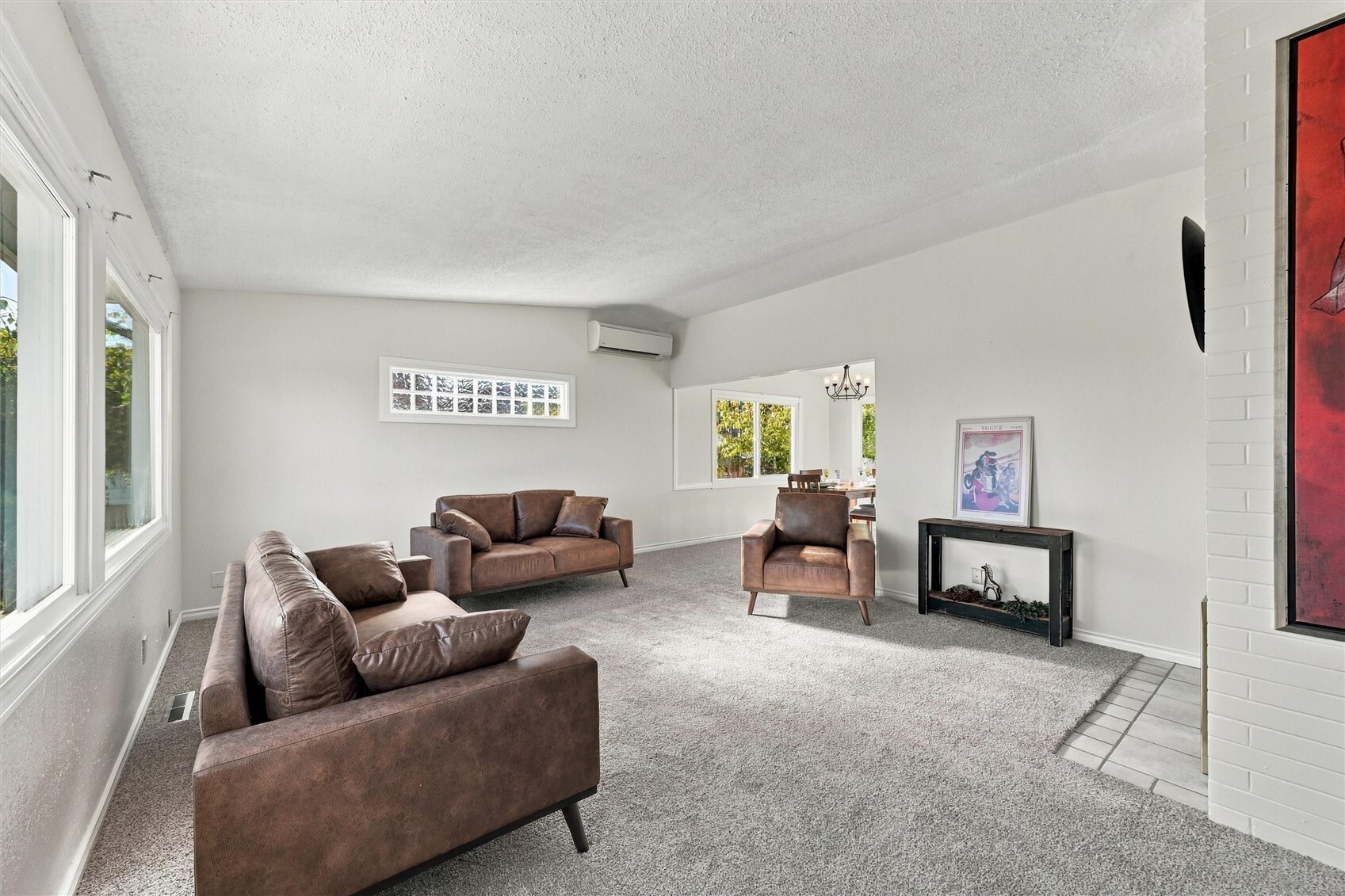 6069 Hatton Place Property Photo 6