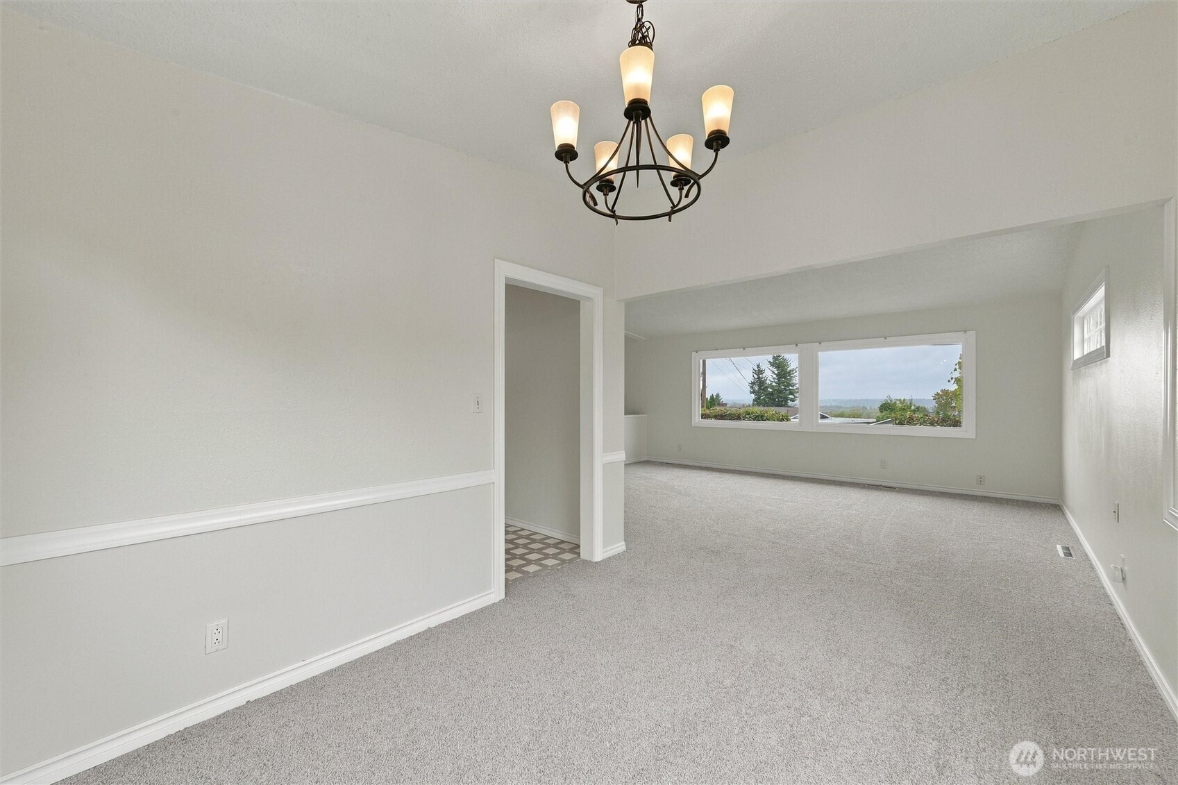 6069 Hatton Place Property Photo 8
