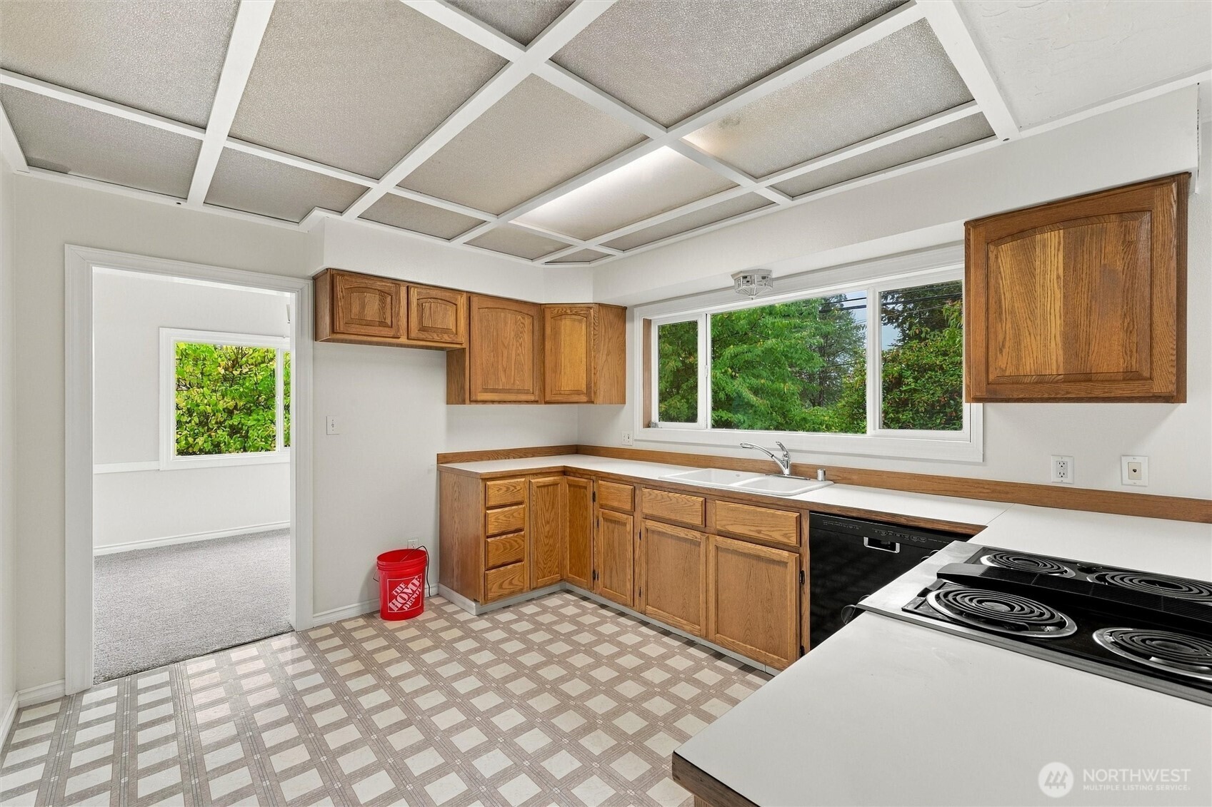 6069 Hatton Place Property Photo 11