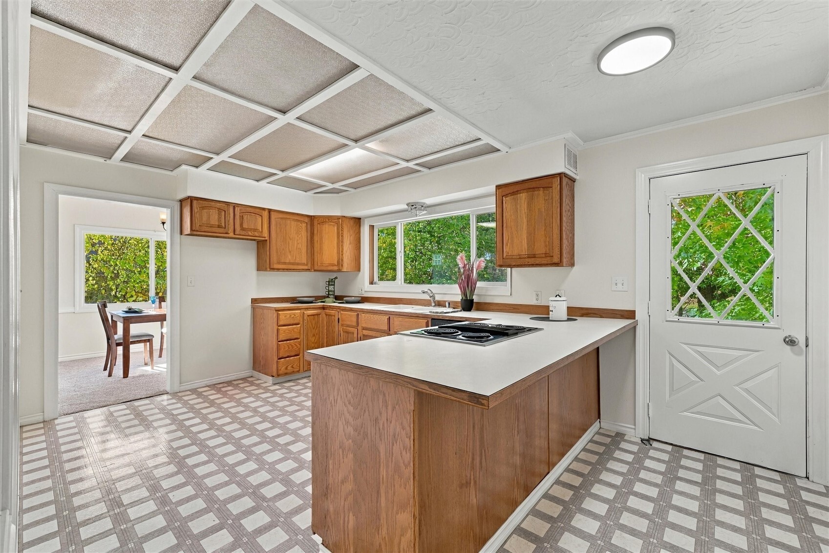 6069 Hatton Place Property Photo 11
