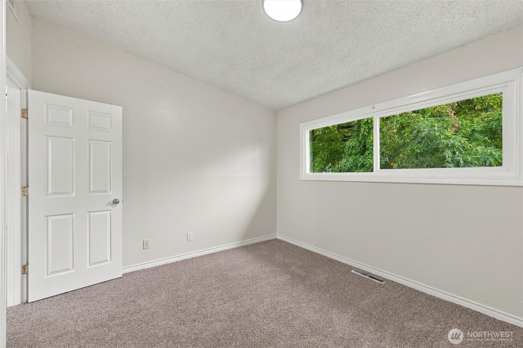 6069 Hatton Place Property Photo 18