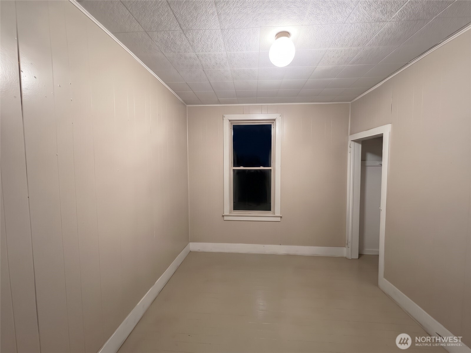 217 E Richmond Ave Property Photo 6
