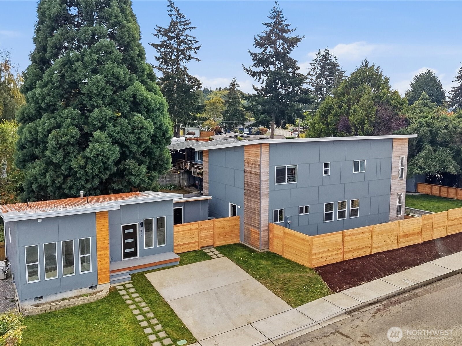 1603 S Walters Road Property Photo 1