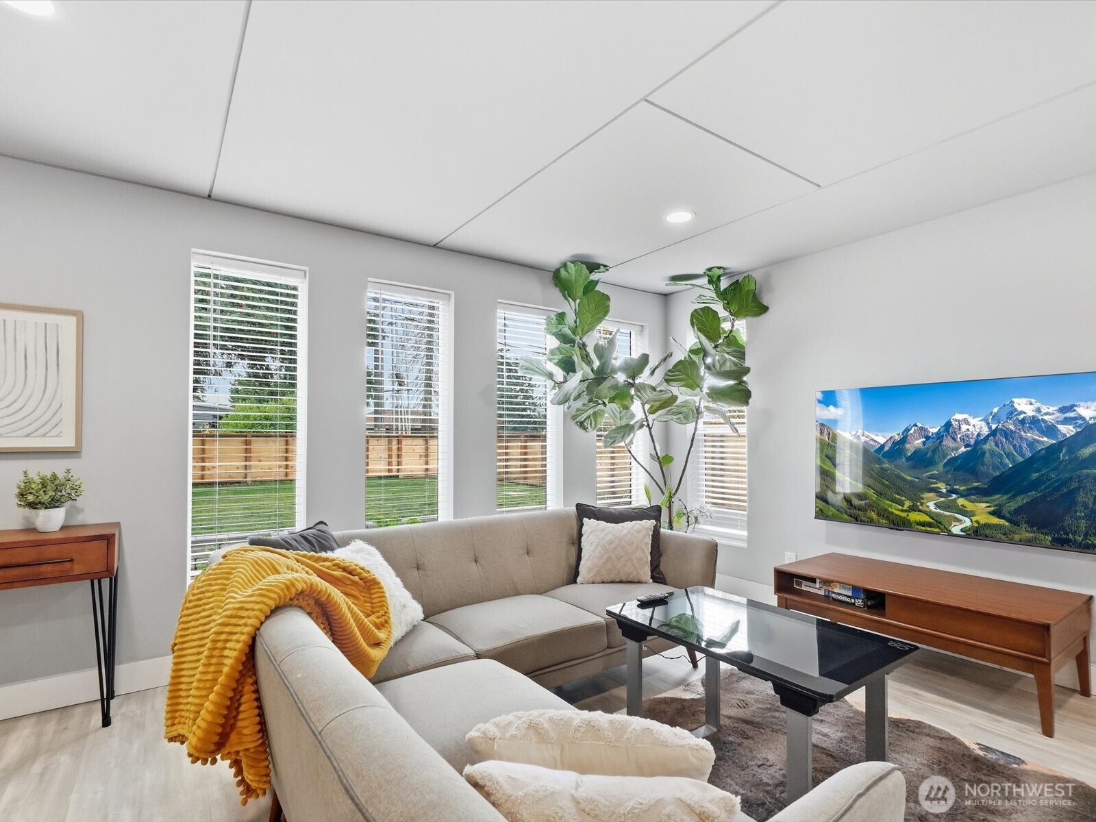 1603 S Walters Road Property Photo 7