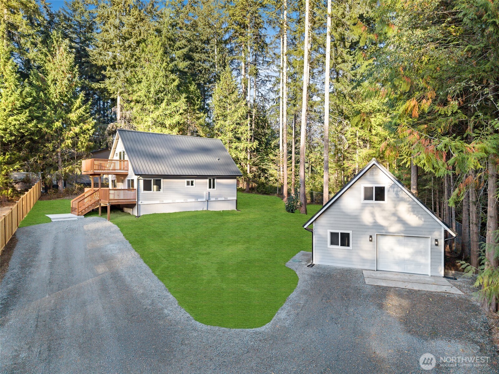 13607 132nd Street Ct Property Photo 3