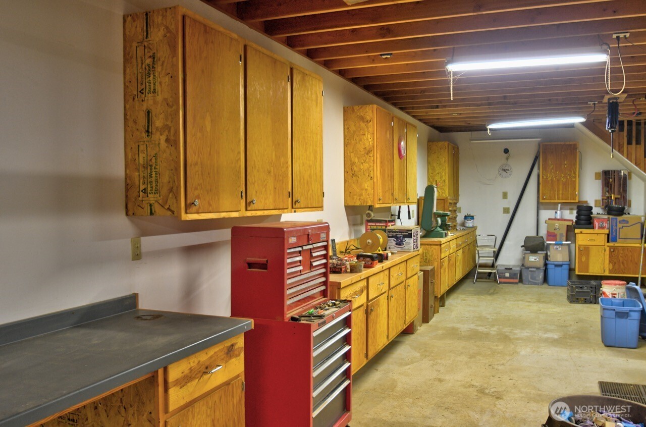 11125 Charm Road Property Photo 5