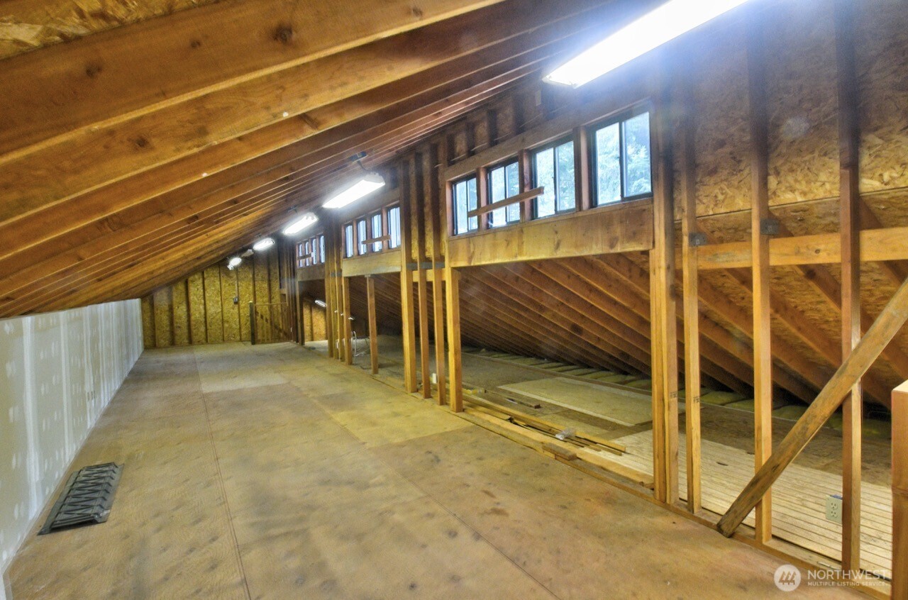 11125 Charm Road Property Photo 7